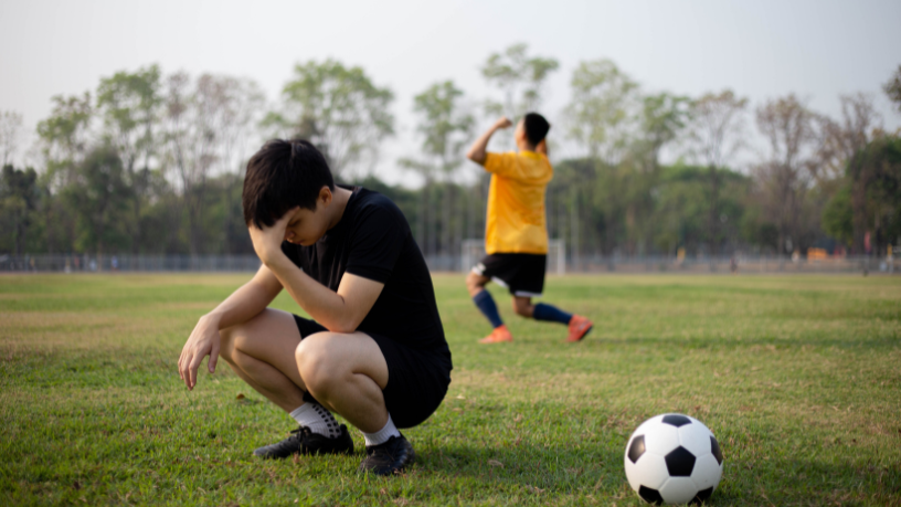 Projetos esportivos que usam o futebol para transformar vidas e construir comunidades mais fortes — por Elias Assum Sabbag Junior.
